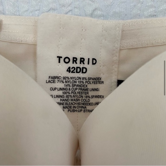 Torrid Cream Convertible Bra - Picture 8 of 9
